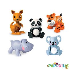 Jouets - Figurines - Lot de 5 figurines du monde - Tolo