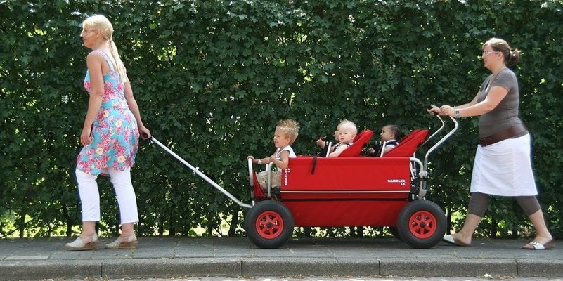 Puériculture - Poussette - Poussette chariot Rambler - 10 enfants - Beige