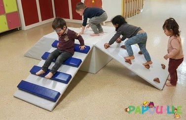 Motricité - Parcours de Motricité Maternelle - Parcours de motricité 4 en 1