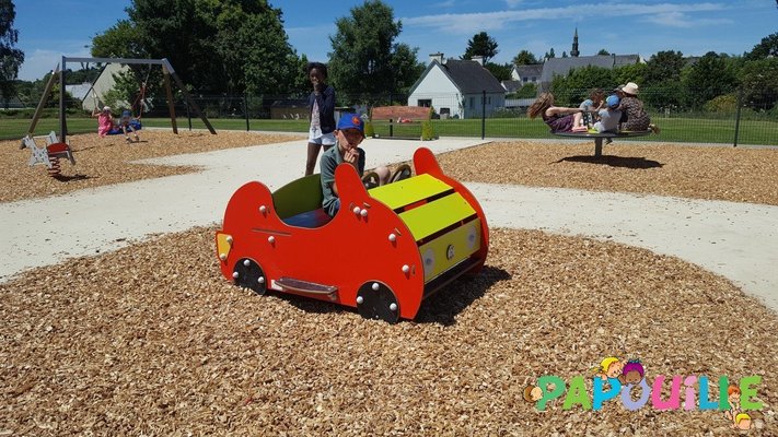 Mobilier - Aire de jeux et structure extérieure - Voiture pour aire de jeu avec ressort en bois