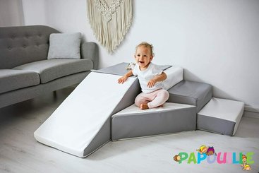 Motricité - Parcours de Motricité Maternelle - Parcours d'angle podium avec escalier et toboggan pastels