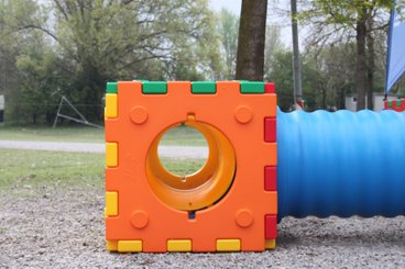 Mobilier - Aire de jeux et structure extérieure - Aire de jeux cubique tunnel 