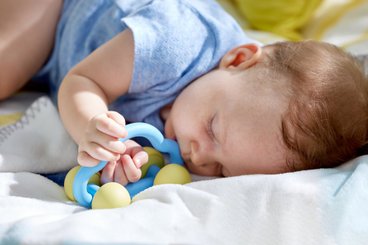 Jouets - Hochets et Jouets Sensoriels - Hochet voiture - matière végétal