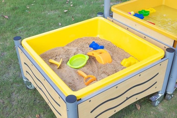 Mobilier - Aire de jeux et structure extérieure - Table mobile carrée