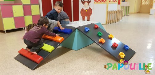 Motricité - Parcours de Motricité Maternelle - Parcours de motricité 4 en 1