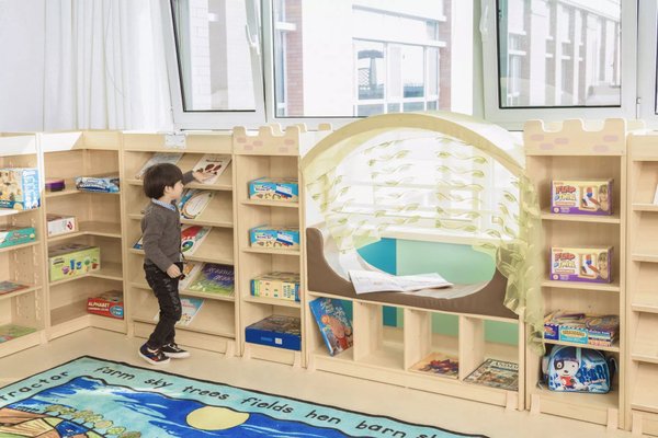 Mobilier - Espace bébé et rassemblement - Meuble de lecture pour canapé