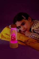 Motricité - Eveil Sensoriels et Tactiles - Lampe / socle magique - multicouleur - Petit Boom