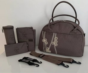 Change - Accessoires de Toilette - DE // Sac à langer épaule Lassig