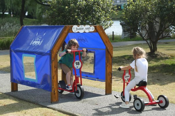 Mobilier - Mobilier extérieur - Tunnel de lavage à bulles