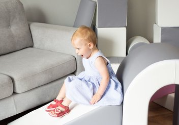 Motricité - Parcours de Motricité Maternelle - Set de blocs en mousse 4 éléments avec petit pont pastels