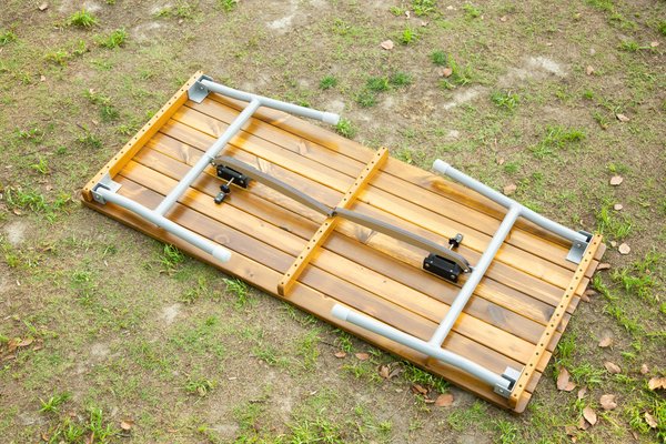 Mobilier - Table crèche et scolaire - Table d'extérieur 150 cm. Pliable