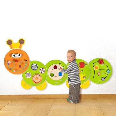 Motricité - Structure et panneaux D'activités - Panneau mural de manipulation "la chenille" 