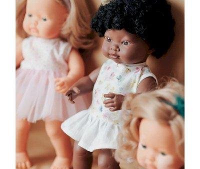 Jouets - Poupons, Peluches et Accessoires - Poupée brune avec tenue - 38 cm