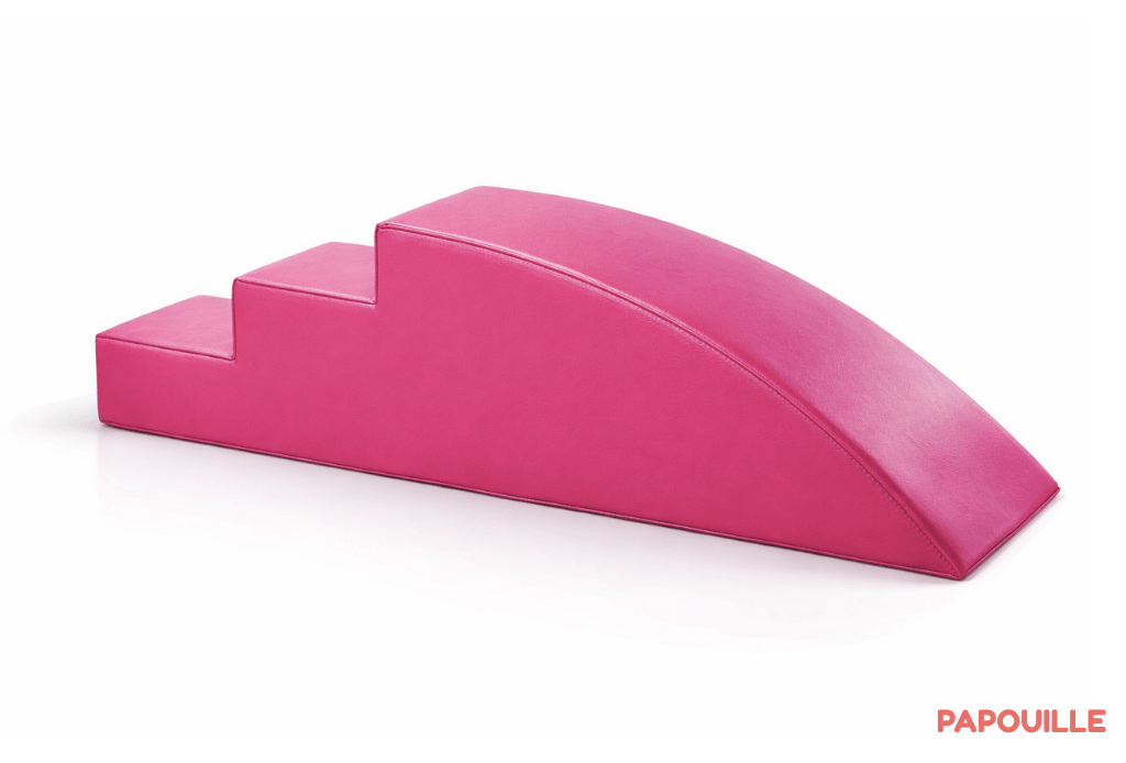 Module petit toboggan incurve 3 marches en mousse pvc h.23 fuchsia