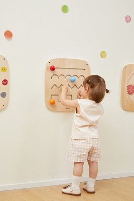 Motricité - Structure et panneaux D'activités - Panneau mural d’activités – Tracés et formes - 12 mois +