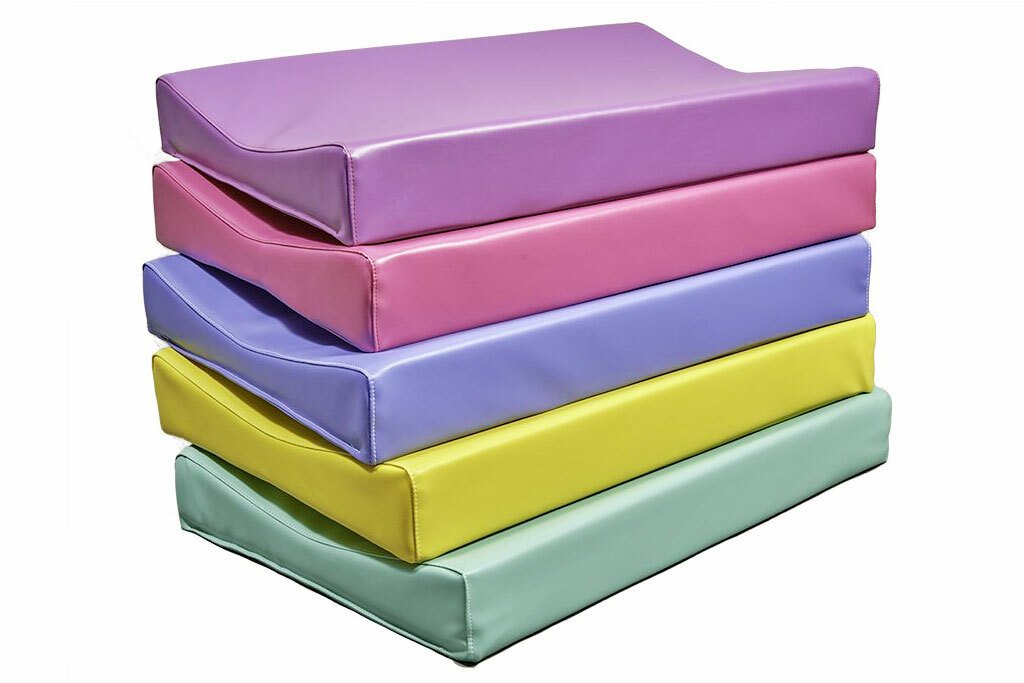 Matelas à Langer bébé lavable - rembourrage mousse, pour table à langer,  pour Voyage, Pour Nouveau-Né, Avec toise imprimée GRIS 50 x 70 cm