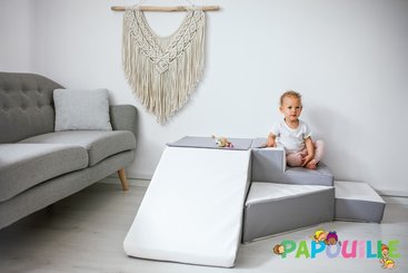 Motricité - Parcours de Motricité Maternelle - Parcours d'angle podium avec escalier et toboggan pastels