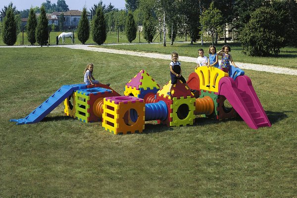 Mobilier - Aire de jeux et structure extérieure - Parcours de jeux cubique avec toboggans