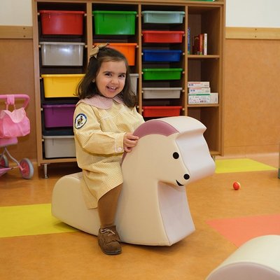 Jeux - Bascules et Équilibre - Cheval à bascule en mousse - Crème et rose