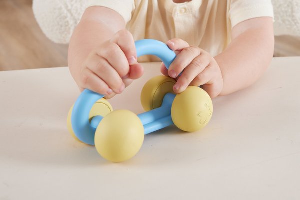 Jouets - Hochets et Jouets Sensoriels - Hochet voiture - matière végétal