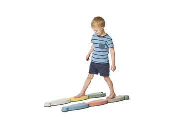 Jeux - Bascules et Équilibre - Parcours d'équilibre la rivière pastel 