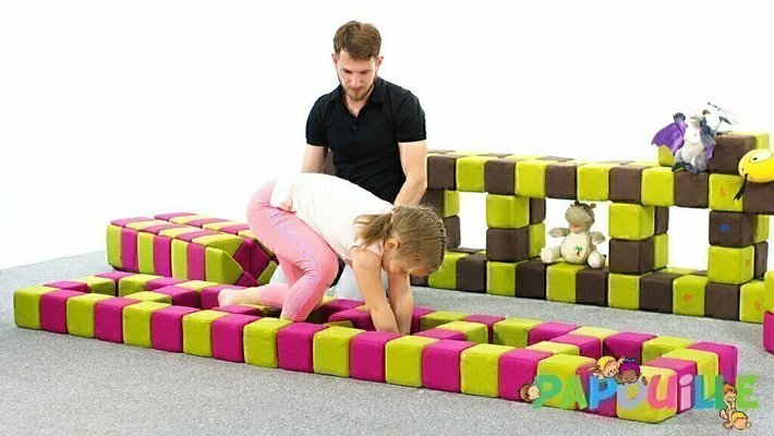 Motricité - Jeux de Motricité Libre - Cubes de constructions basic magnétiques de psychomotricité tissu 100 pièces fuchsia et jaune