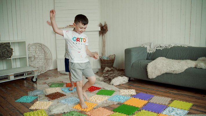 Motricité - Eveil Sensoriels et Tactiles - Tapis puzzle sensoriel / sensation / tactile pastel