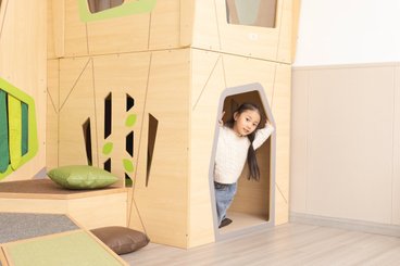 Motricité - Structure et panneaux D'activités - Maison de jeu – 5 pièces en angle