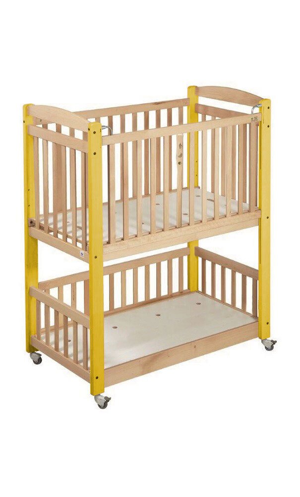 Lit en bois bébé superposé a barreaux 120 x 60 jaune