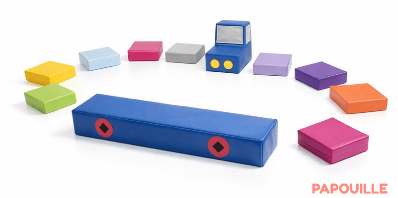 Mobilier - Meuble en mousse et Pouf - Camion de coussins bleu